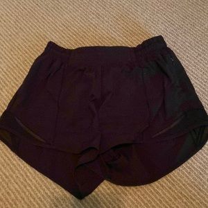 Lulu shorts, size 4, 4”, black